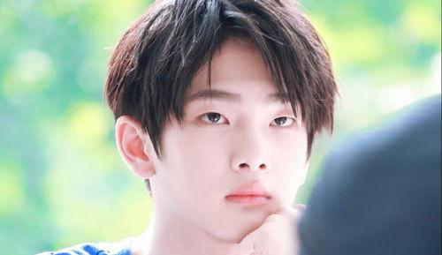 吃瓜李染染,揭秘娱乐圈背后的故事